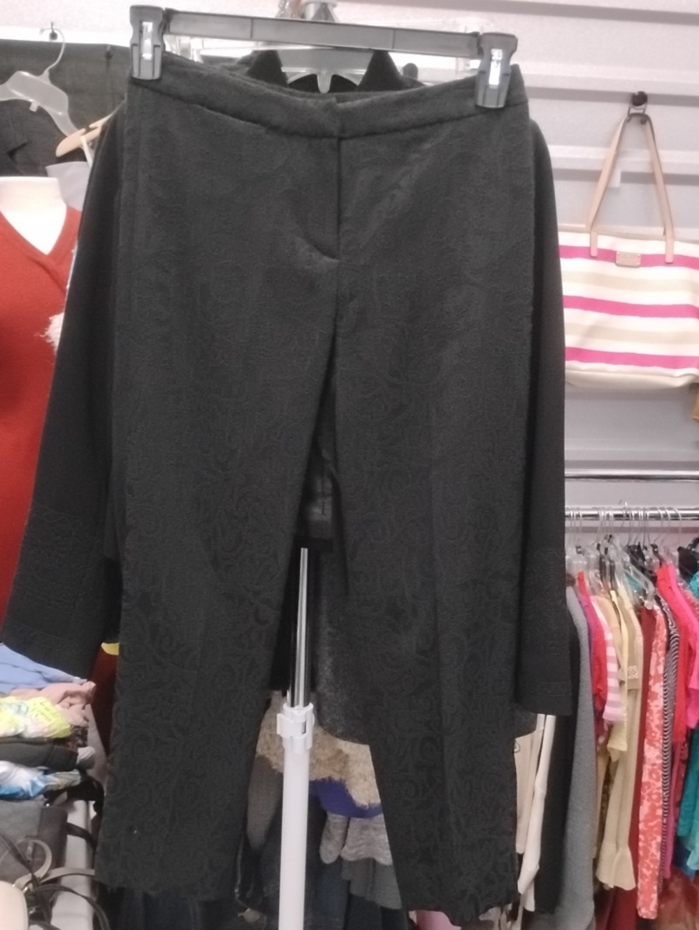 Josephine Chaus Black Cropped Jacquard Ankle Pants